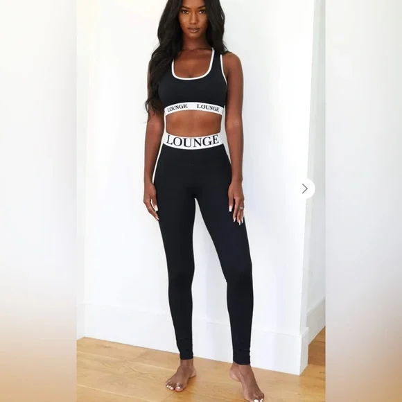 ❌SOLD❌ LOUNGE Bralette & Leggings Set - Picture 3 of 11